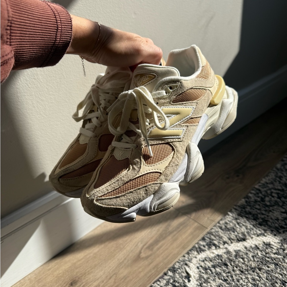 New Balance 9060 W7 M5.5 - Picture 8 of 9